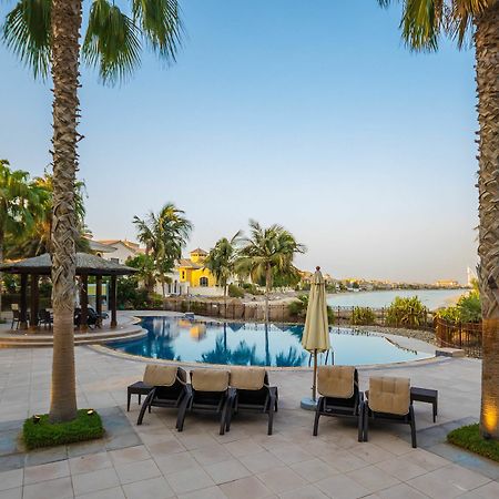 Yanjoon Holiday Homes - Palm Jumeirah Frond A Villas Dubai Eksteriør billede