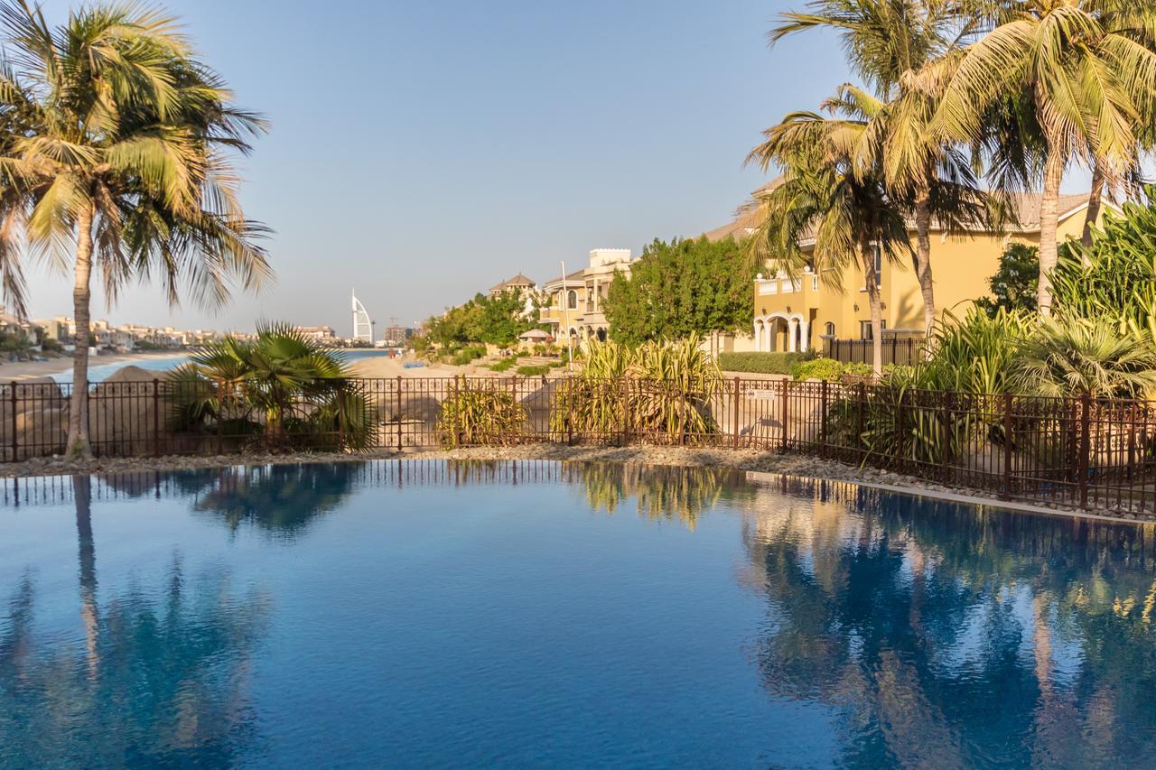 Yanjoon Holiday Homes - Palm Jumeirah Frond A Villas Dubai Eksteriør billede