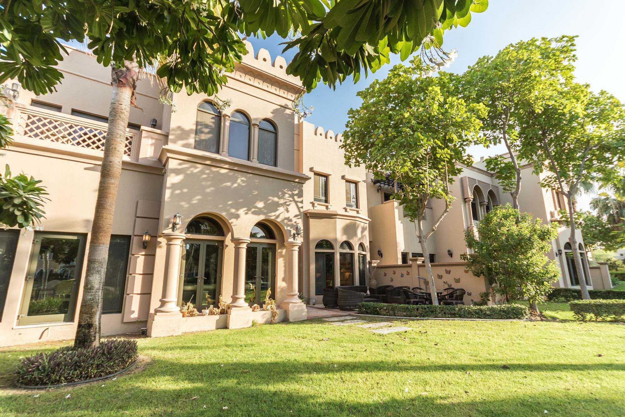Yanjoon Holiday Homes - Palm Jumeirah Frond A Villas Dubai Eksteriør billede